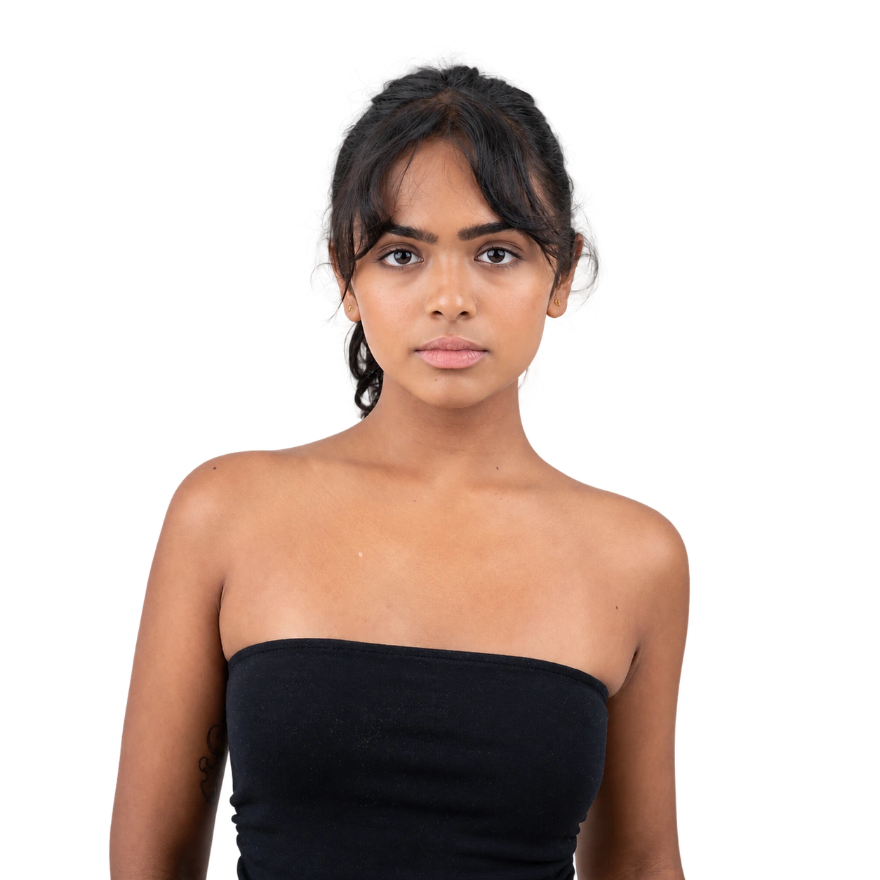 Mia Fernando — front-facing portrait, Digital 01